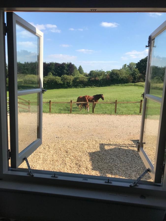 Glebe Barn, Little Glebe Farm Appartement Cheltenham Buitenkant foto