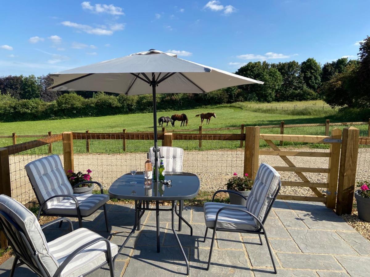 Glebe Barn, Little Glebe Farm Appartement Cheltenham Buitenkant foto